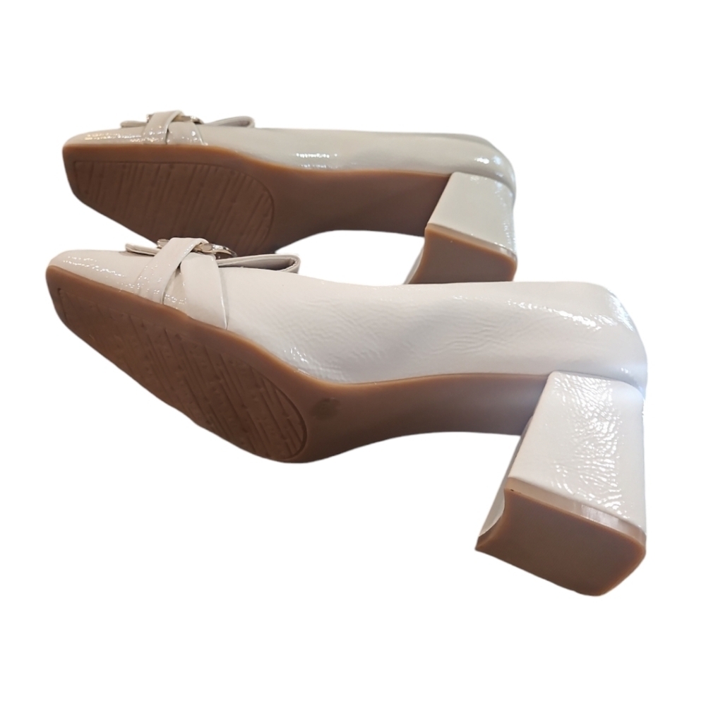 Alex Marie Beige Patent Leather Chain Block Heel Loafer Pumps Sz 7.5 NEW - Picture 8 of 10